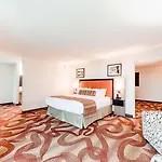 Red Lion Hotel Denver Southeast